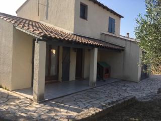 Villa avec jardin à Poussan avec piscine privée ouverte toute l'année - 8