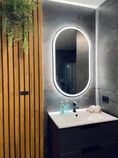 Cozy & Modern Apartment in the Heart of Tromsø - 8