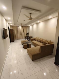 Modern Fully Furnished 2-BHK Apartment - 7