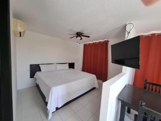 HOTEL ESMERALDA - 9