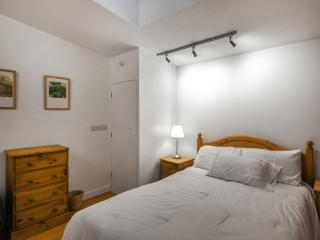 Sheldon Cottage - 7