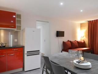 Appartement rénové | 7 pers | Confort | 3 pièces | Centre station | Balcon - FR-1-181-1937 - 2