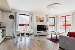TOTU HOME Waterlane Island Apartments - Free Parking, Pool, Sauna, Gym - 2