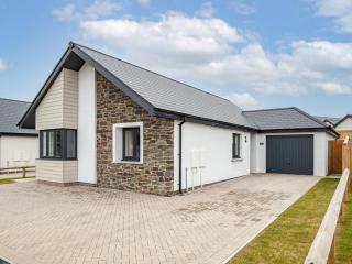 3 Augusta Way - 3
