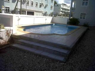 Spacious Apartment in Flic En Flac with Shared Pool - 9