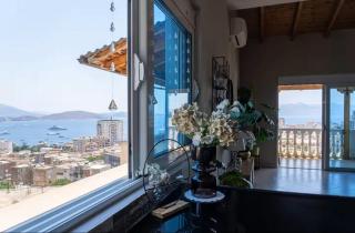 Quiet Penthouse Condo Sarandë - 8