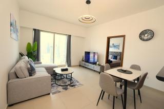 Premium 1BR at Gate Tower, Al Reem - 0