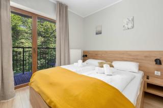 Przytulny Apartament z Balkonem w Szklarskiej Porębie by Noclegi Renters - 9