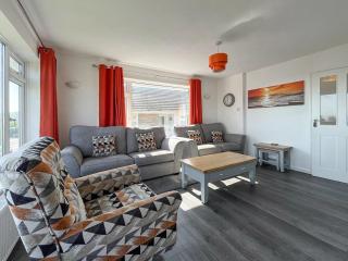 Broadsands Bungalow - 3