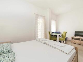 Studio Apartment - 7