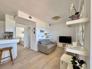 Beachfront 1-Bed Apt Sea View Orihuela Costa - 5