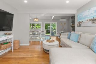 Minutes from Beaches Outdoor Shower Fire Pit - 7