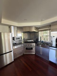 Charming Oceanfront Beach House in East Providence - 2