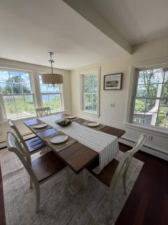Charming Oceanfront Beach House in East Providence - 7