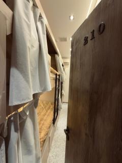 Sheet Happens Hostel - 8