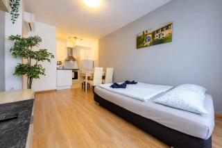 Corvin District - Deluxe 1 Bedroom Apartment - 9