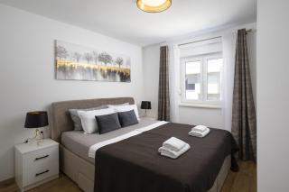 Luxury Penthouse - 5