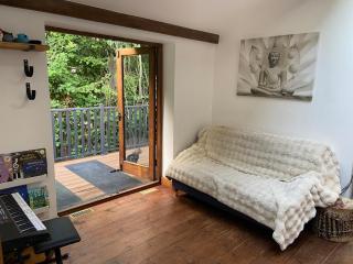 16th Century cottage with heated pool & hot tub - 3