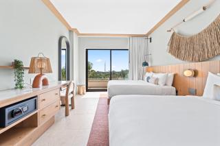 Hotel Indigo Grand Cayman by IHG - 1