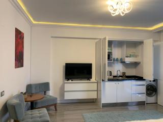 White Tower Mamaia Studio 502 - 4