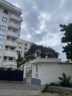 Cozy Studio with Pool & Rooftop Ocean Views Nyali 5th Avenue - 1