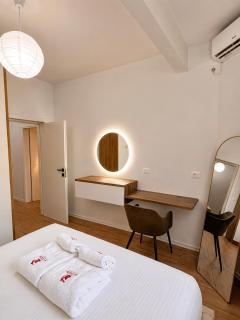 Matisse No7 - One Bedroom Apartment With Balcony - 7