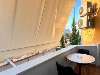 Matisse No7 - One Bedroom Apartment With Balcony - 2