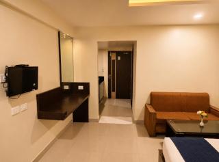 HOTEL RUMANI - Premium Hotel with Restaurant, Parking, Free Wi-fi, Conference Hall - 3