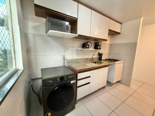 Apto com Piscina, Ar, Lava e Seca e Garagem - 4