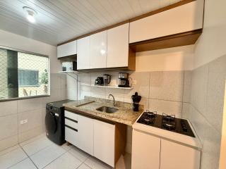 Apto com Piscina, Ar, Lava e Seca e Garagem - 5