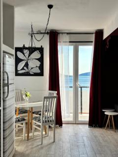 Designer Apartment Tango with Sunset Terrace - 0