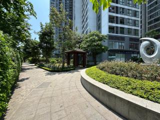 Luxury City View Apartment in the Heart of Green Bay Hanoi - 7