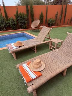 villa avec piscine dans une ferme - 4