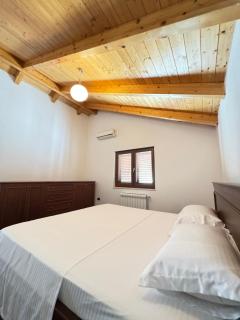 Gjuhadol corner apartment - 0