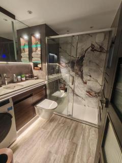 Luxury Studio in the Heart of Luton - 8
