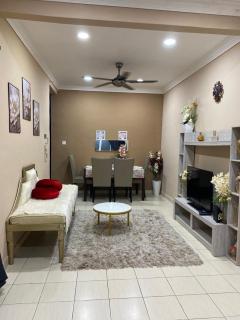 EM Suite Homestay Jeli - 1