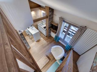Appartement Duplex Rénové: 3 Pièces, 40m², Parking, Proche Centre Val d'Isère - 1