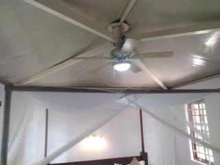 Mara Son Camp - 0