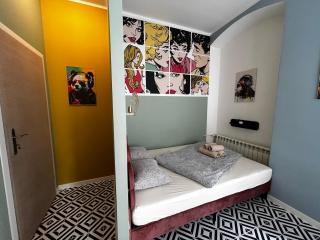 Studio Pop-Art - pokój z łazienką nr 4 - 6
