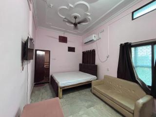 Hotel Pushpanjali - 0