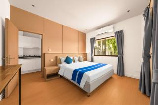 Selina Place Hotel - 2