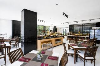 Metro Park View Hotel Kota Lama Semarang - 9