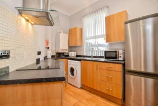 Studio Flat in Central Darlington, Free Parking - 8