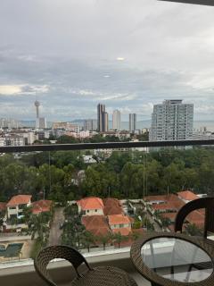 The Peak Tower Pattaya - 0