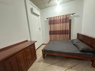 Eelam inn - 1