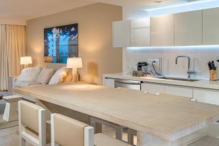 Oceanview Private Residence at 1 Hotel and Homes - 1110 - 1