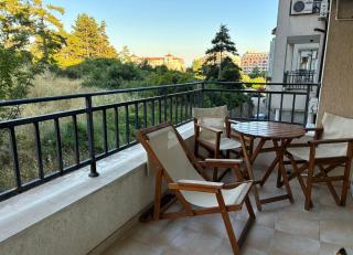 Sunny Hills 2 bdr apartment - 9