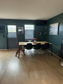 Newer townhouse with proximity to a communal outdoor area - 5