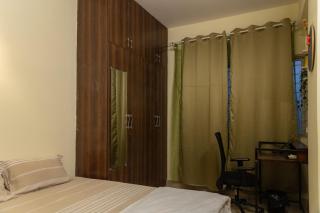 Sunflower Stays - Modern AC 2BHK, Koramangala - 9