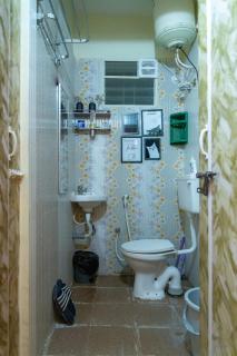 Sunflower Stays - Modern AC 2BHK, Koramangala - 8